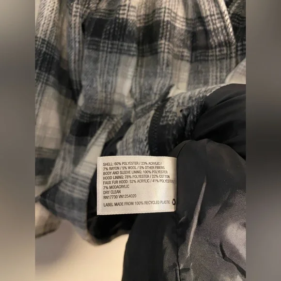 Mossimo Supply Co. Black and White Checkered Coat size L - Picture 8 of 10